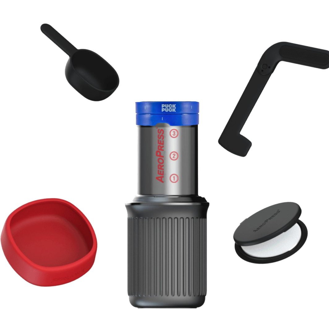 Aeropress Go Coffee Maker & Puck Puck Combo