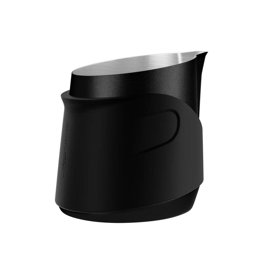 Handleless milk pitcher by MHW-3BOMBER for latte art pouring