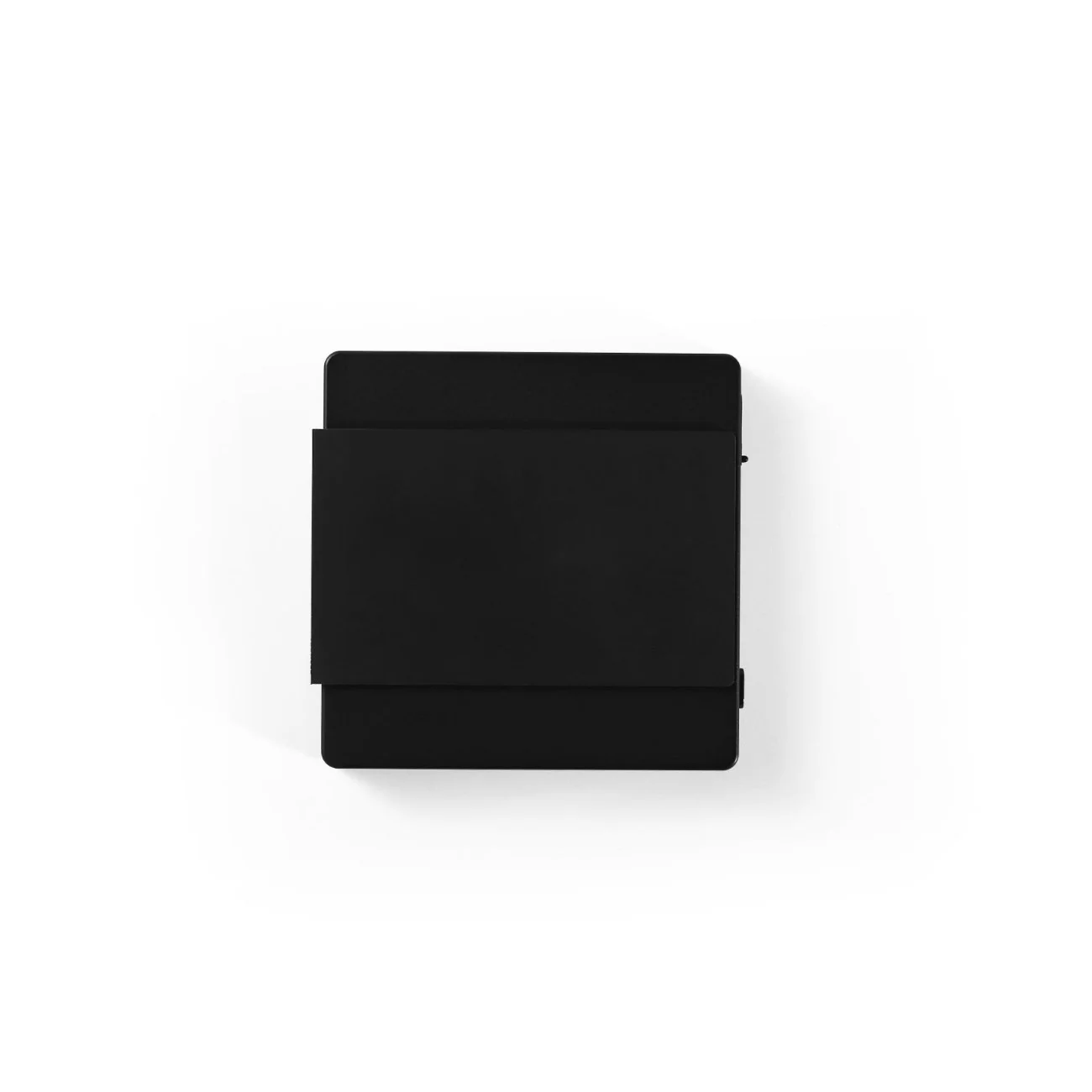MHW-3BOMBER Cube Coffee Scale 2.0 Mini MHW-3BOMBER coffee scale mini on a coffee brewing station