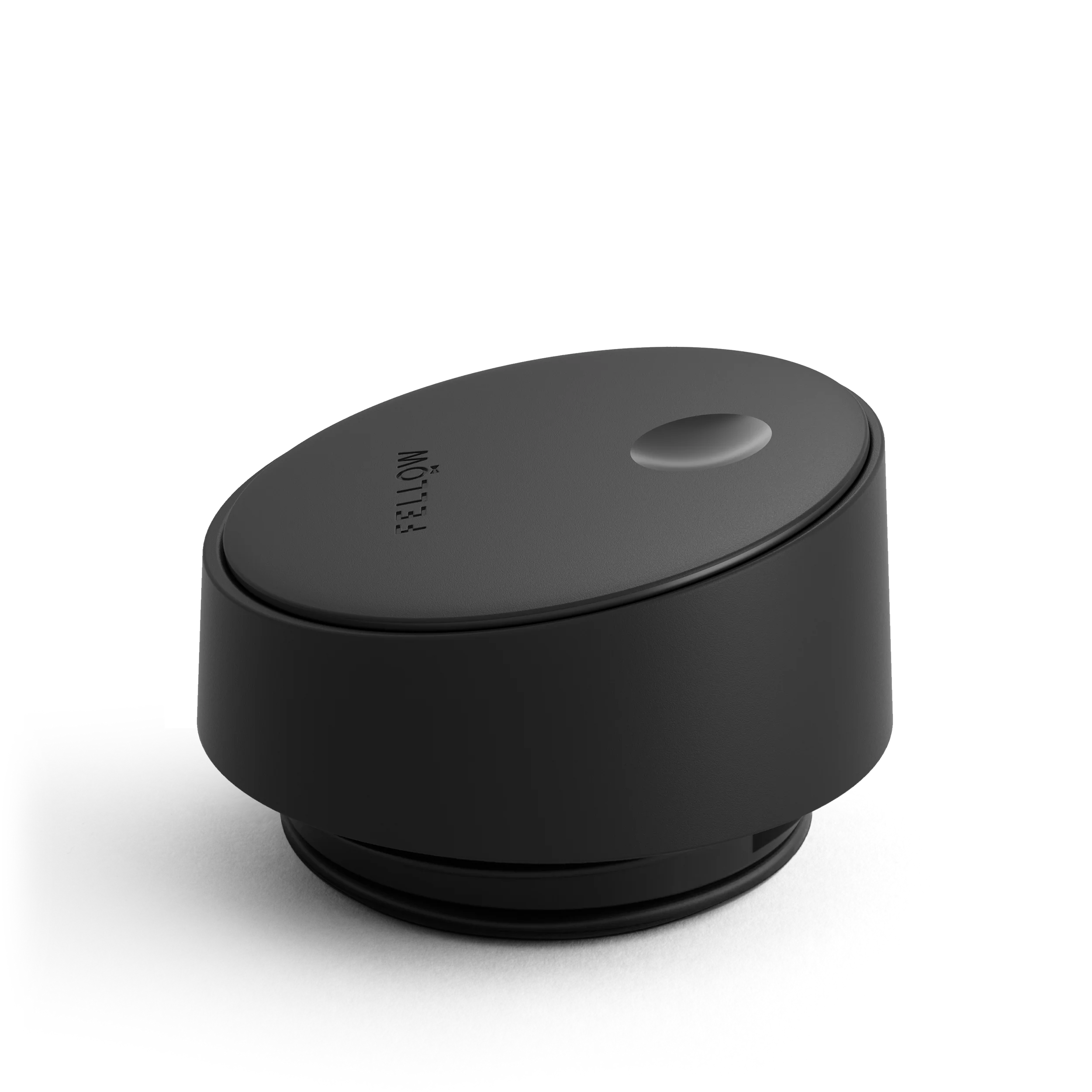 The Slide Lid - Fellow Fellow Slide-Lock Lid in black fitted on a Carter Move Mug
